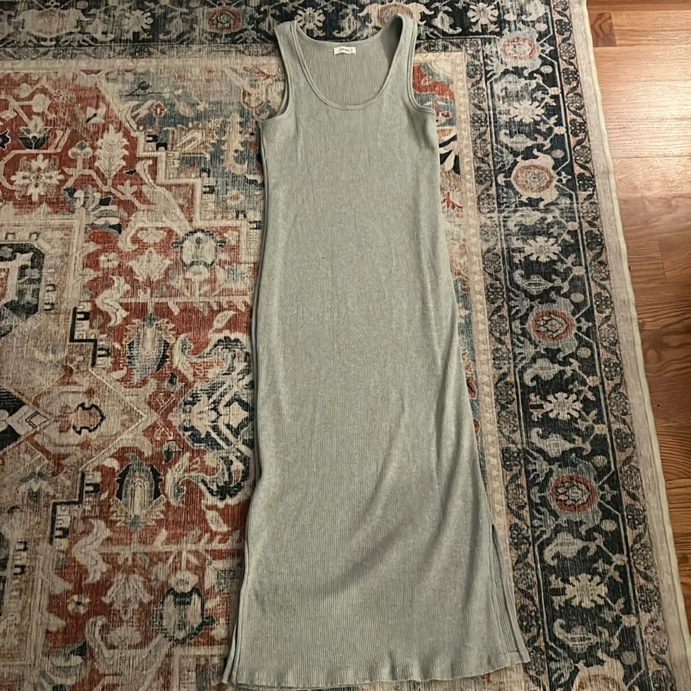 Light Gray Ribbed Midi Dress - Unbranded